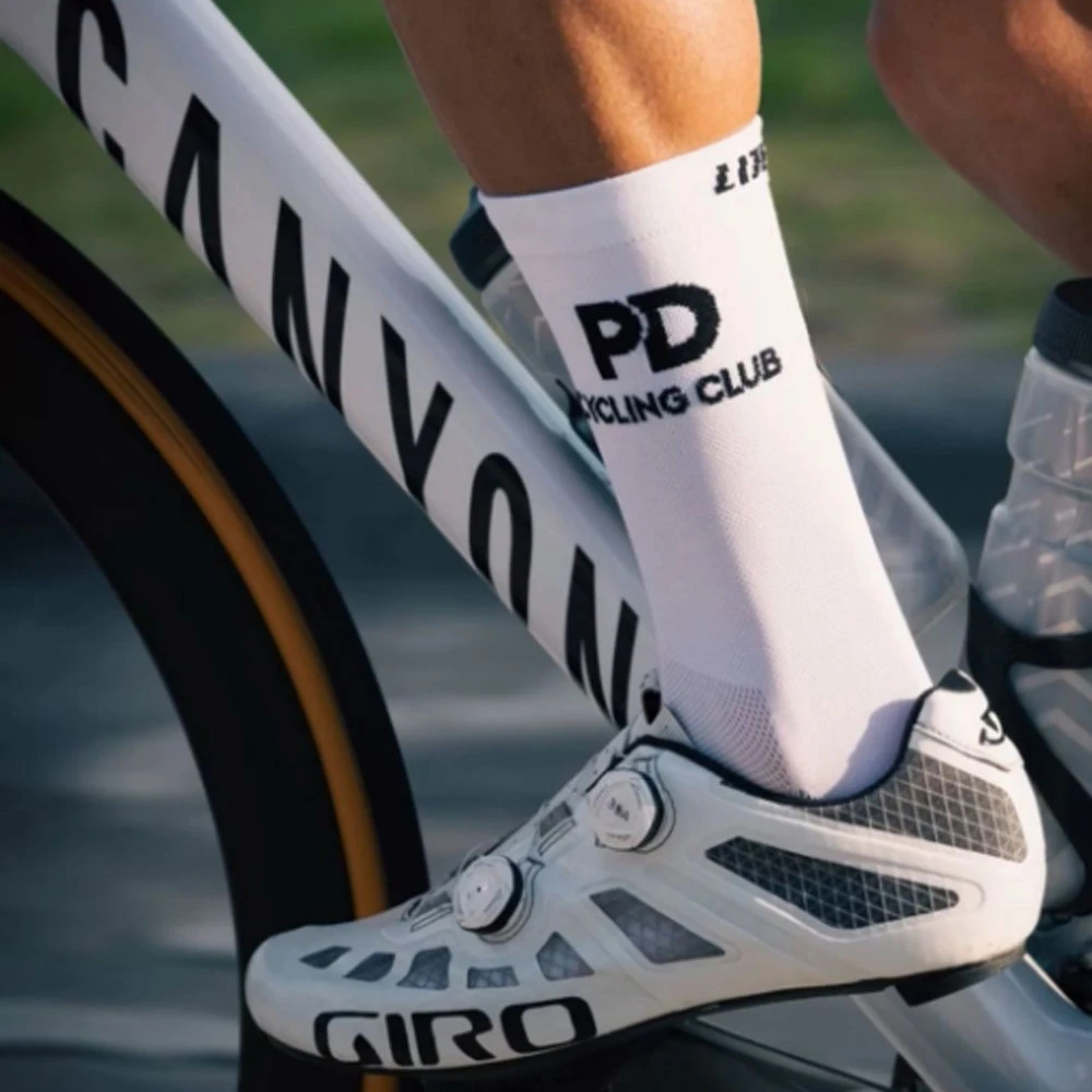 custom-cycling-socks-3 custom-cycling-socks-3